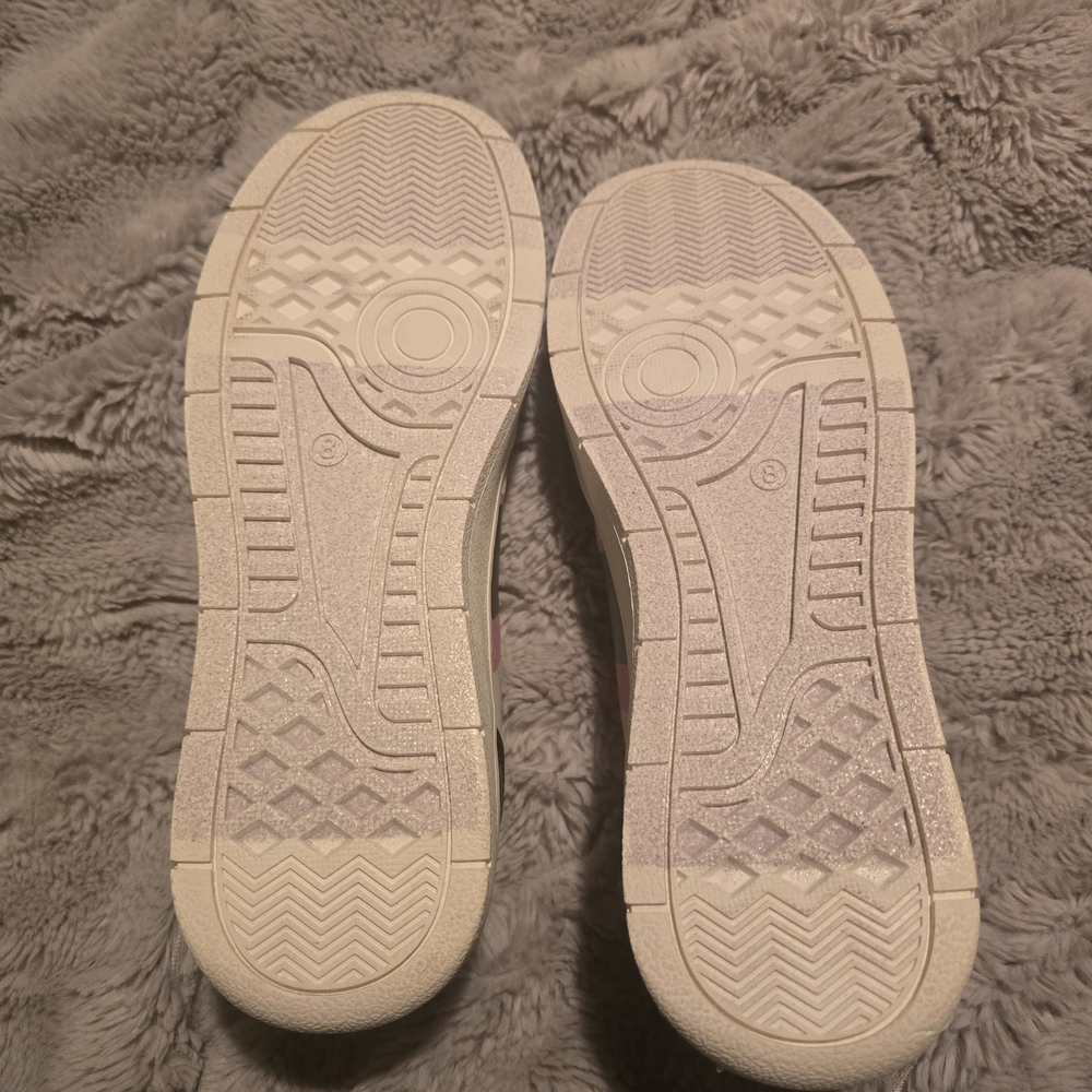 Hello Kitty Sneakers - Pink and Black - Picture 4 of 4